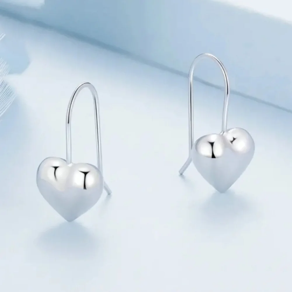 925 Sterling Silver Elegant Peach Shape‎ Heart Design Hook Dangle Earrings